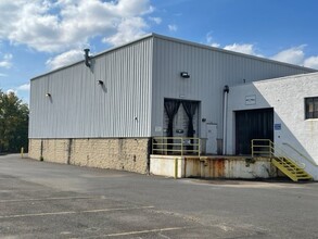 30 Industrial Dr, Warminster, PA for lease Building Photo- Image 2 of 7