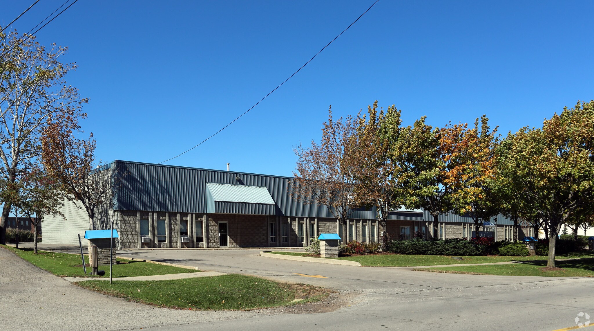 327-331 Glover Rd, Hamilton, ON à vendre Photo principale- Image 1 de 1