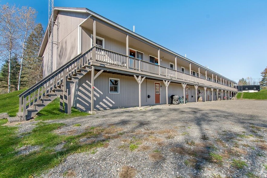 6 Motel dr, Pittsburg, NH à vendre - Photo principale - Image 1 de 1