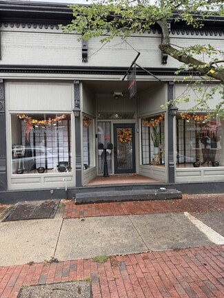 Plus de détails pour 104 Farnsworth Ave, Bordentown, NJ - Commerce de détail à vendre