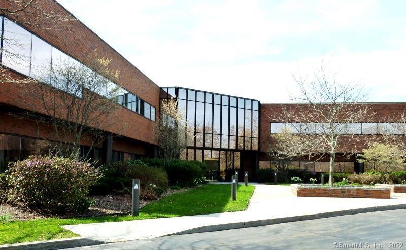 100 S Shore Dr, East Haven, CT for lease - Building Photo - Image 2 of 12