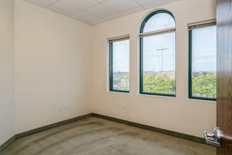 267 Carleton Ave, Central Islip, NY à louer Photo intérieure- Image 1 de 8