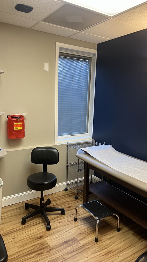 561 Cranbury Rd, East Brunswick, NJ 08816 - Unit D -  - Interior Photo - Image 2 of 9