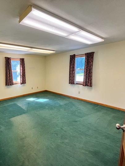 61 Harold L Dow Hwy, Eliot, ME for lease Interior Photo- Image 1 of 2