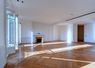 15 Avenue Victor Hugo, Paris for lease Interior Photo- Image 1 of 5