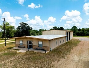 5600 N US Highway 77, La Grange, TX for lease Interior Photo- Image 1 of 45