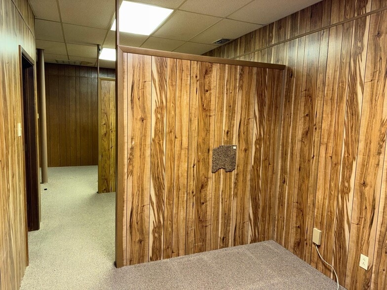 2451 34th St, Lubbock, TX for sale - Building Photo - Image 3 of 11