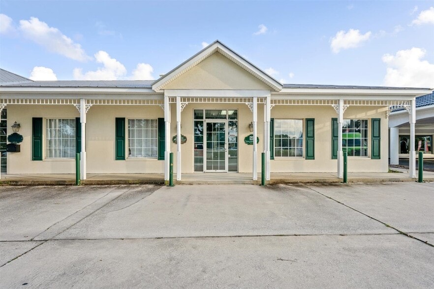 8255 Wickham Rd, Melbourne, FL for lease - Building Photo - Image 3 of 3