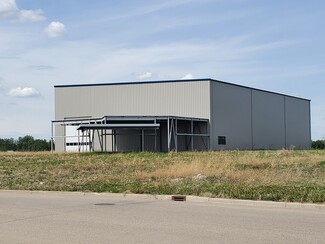 Plus de détails pour 6710 66 St, Lloydminster, AB - Industriel à vendre