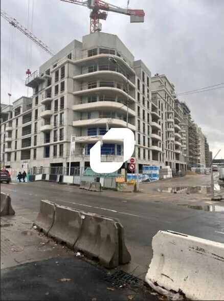 Retail in Saint-Ouen-sur-Seine for sale - Construction Photo - Image 3 of 4