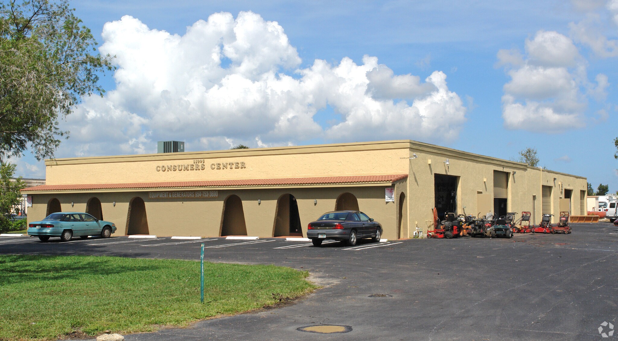 11905 NW 35th St, Coral Springs, FL for lease Primary Photo- Image 1 of 12