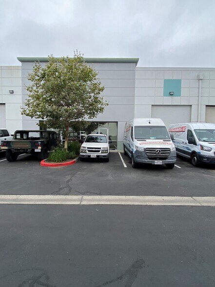 28815-28839 Mack St, Hayward, CA à vendre - Photo du bâtiment - Image 2 de 9