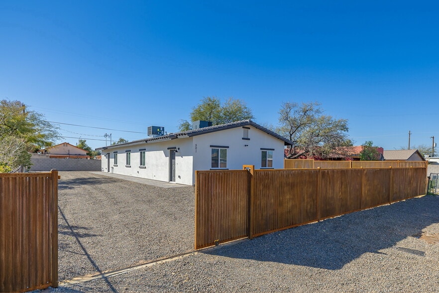 3044 N Estrella Ave, Tucson, AZ à vendre - Photo du bâtiment - Image 2 de 18