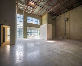 7541 Conway Ave, Burnaby, BC for lease Interior Photo- Image 1 of 4