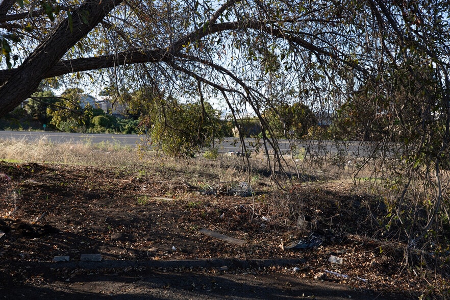 San Pablo Ave, San Pablo, CA à vendre - Photo du bâtiment - Image 3 de 10