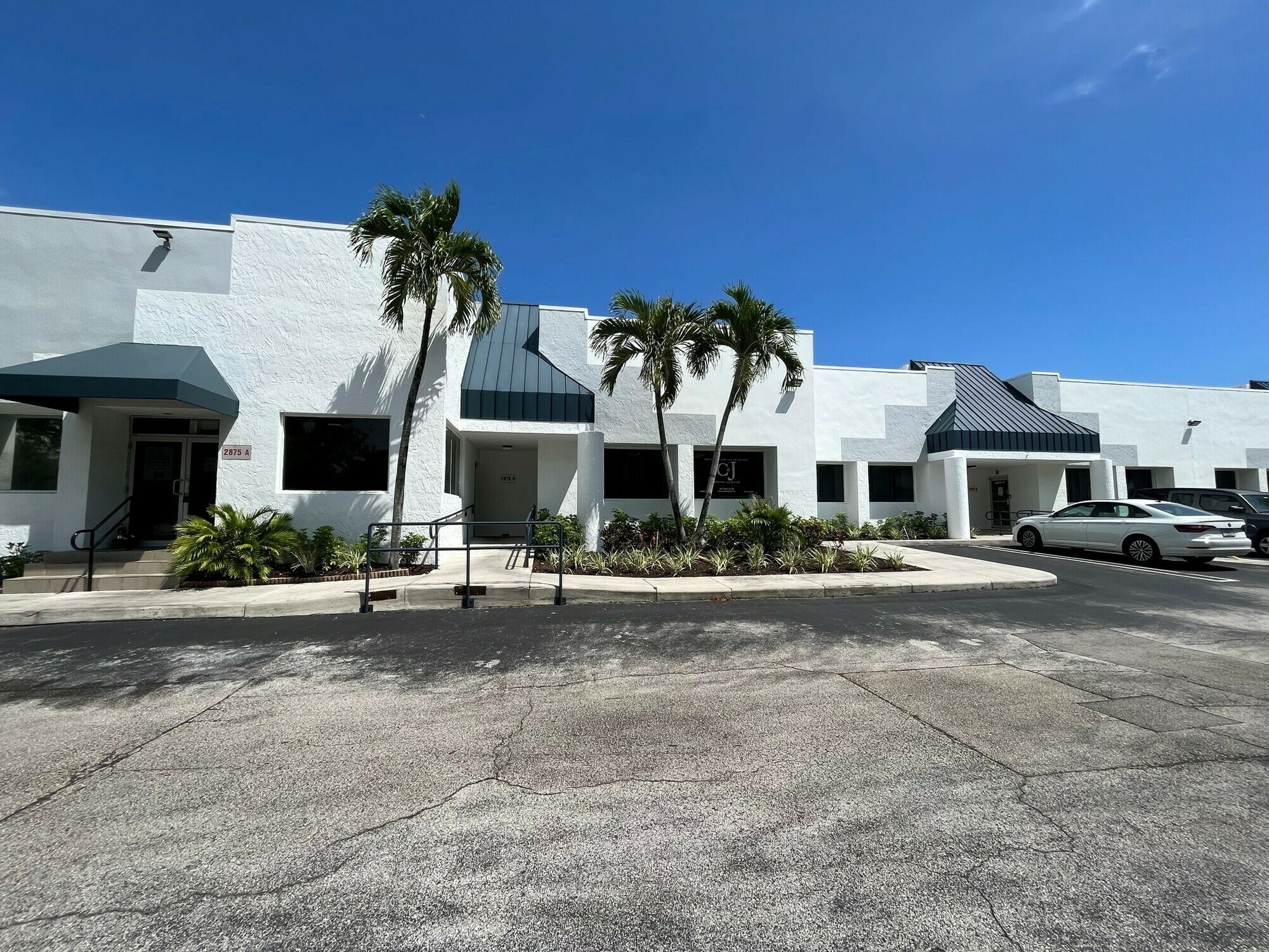2855-2915 S Congress Ave, Delray Beach, FL for lease Building Photo- Image 1 of 8