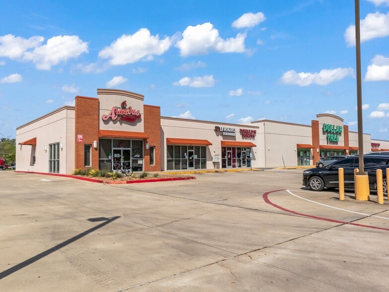 112 Highway 146 S, La Porte, TX à vendre - Photo du bâtiment - Image 3 de 6