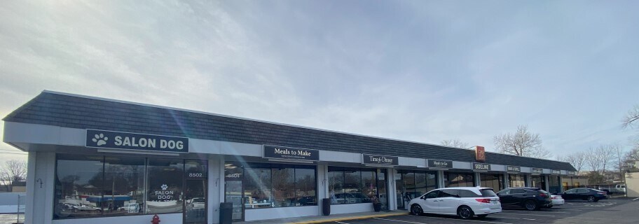 8504-8518 Manchester Rd, Brentwood, MO for lease Primary Photo- Image 1 of 2