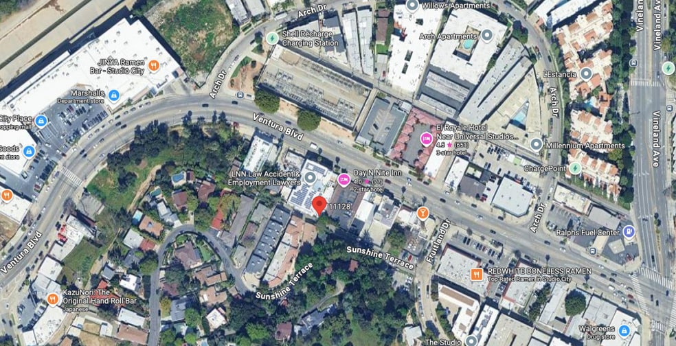 11128 Ventura Blvd, Studio City, CA à louer - Aérien - Image 2 de 10