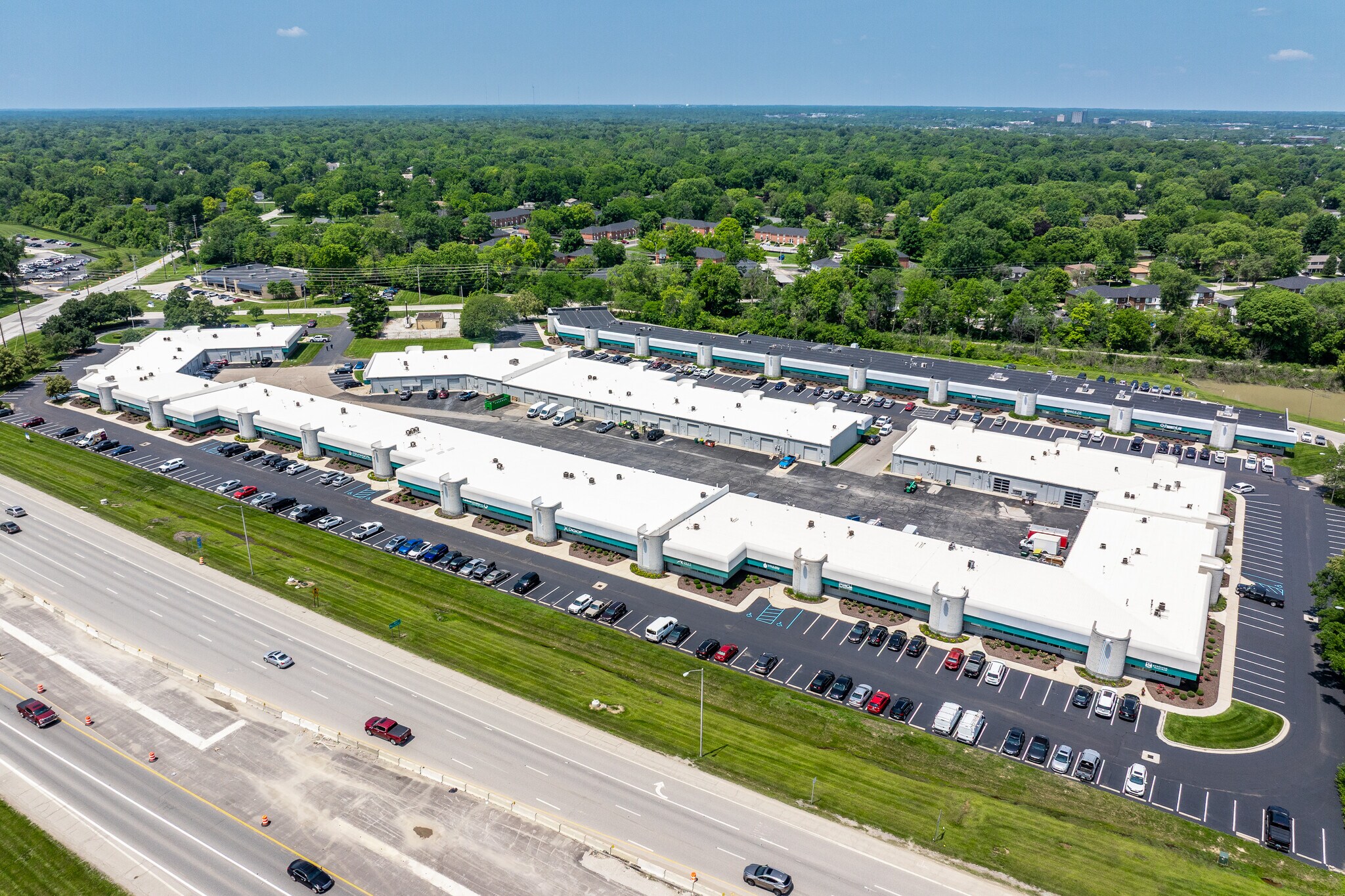 6330 E 75th St, Indianapolis, IN for lease Primary Photo- Image 1 of 5