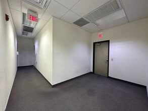 6145-6175 Spring Mountain Rd, Las Vegas, NV for lease Interior Photo- Image 2 of 6