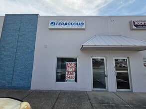 5500-5546 Haines Rd N, Saint Petersburg, FL à louer Photo intérieure- Image 1 de 10