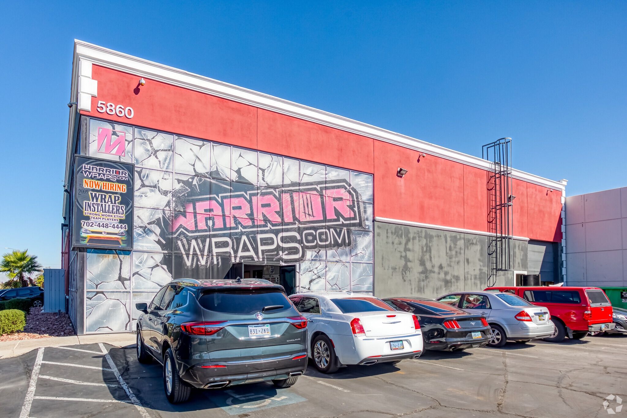 5860-5880 S Valley View Blvd, Las Vegas, NV for lease Primary Photo- Image 1 of 28