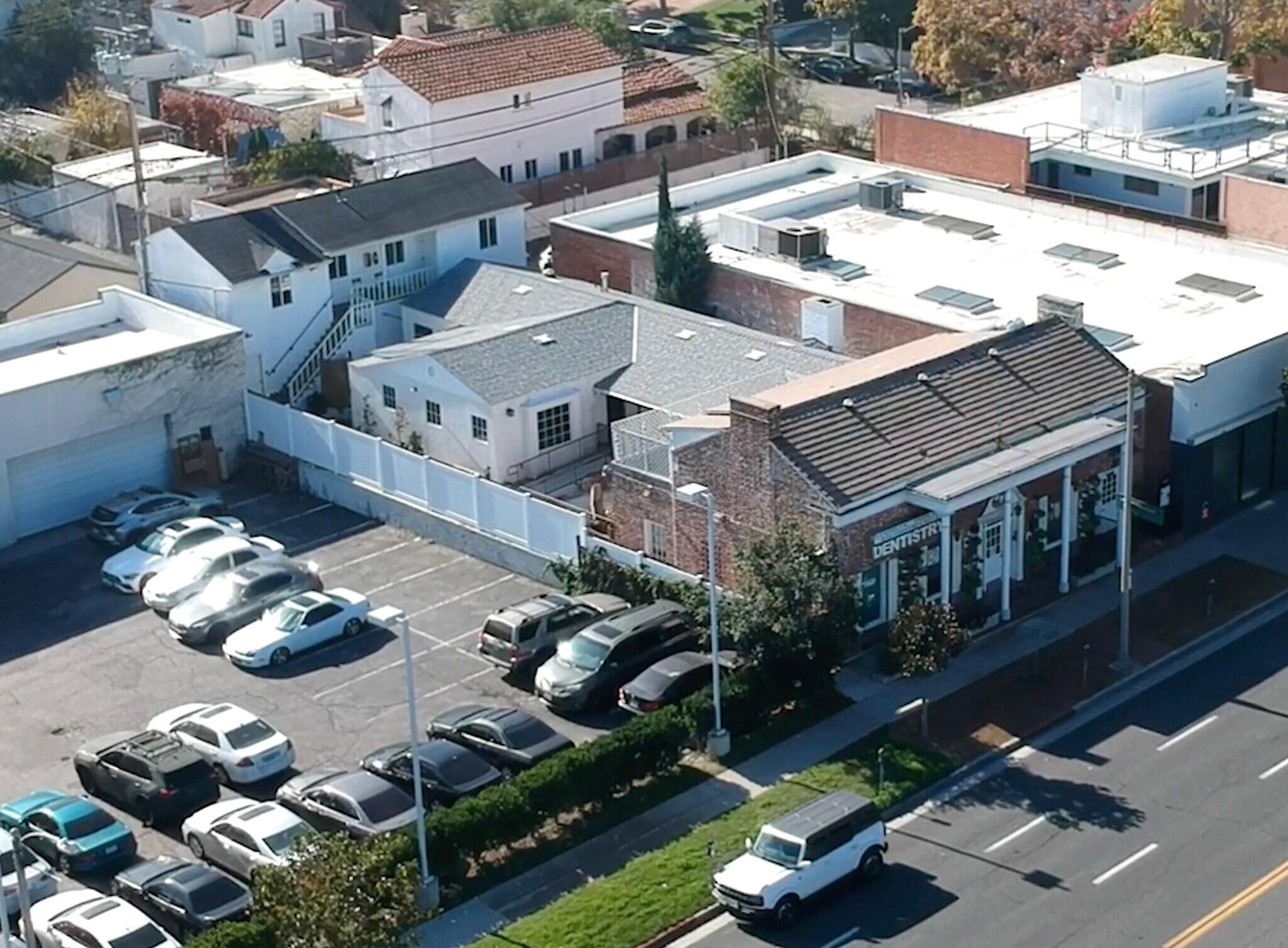 9012-9016 W Olympic Blvd, Beverly Hills, CA à vendre Photo principale- Image 1 de 21