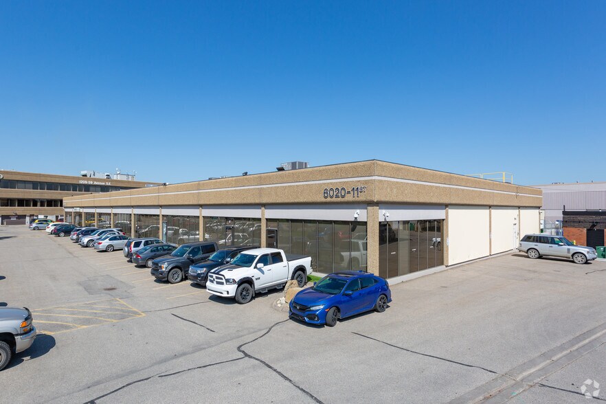6020 11th St SE, Calgary, AB à vendre - Photo principale - Image 1 de 1