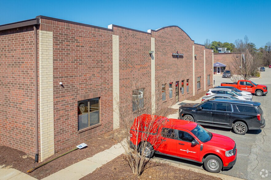 1516 Jabez Run, Millersville, MD à vendre - Photo du bâtiment - Image 3 de 10