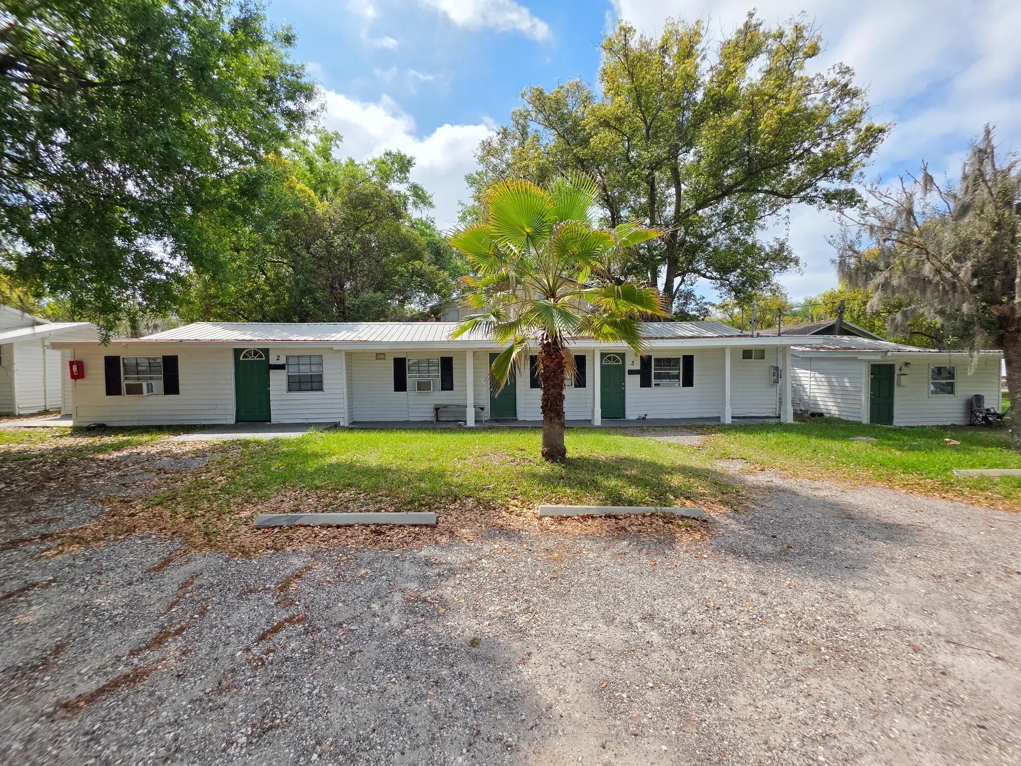 501 W Baker St, Plant City, FL à vendre Photo du bâtiment- Image 1 de 8