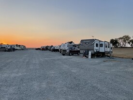 Seller Financing RV &Storage Opportunity - Terrain de camping