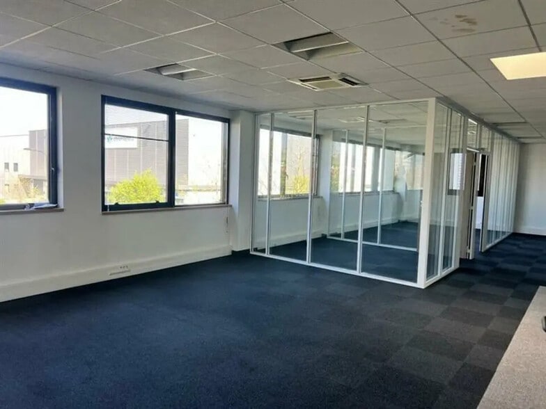 Flex dans Villeneuve-la-Garenne à louer - Photo intérieure - Image 3 de 3