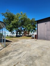 111 Crossfield Dr, Versailles, KY à louer Photo du bâtiment- Image 1 de 18