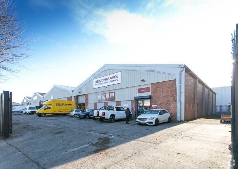 1-6 Cater Rd, Bristol à louer - Photo du bâtiment - Image 2 de 8