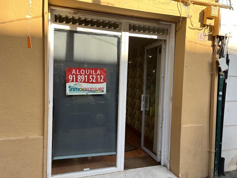 Calle Stuart, 65-63, Aranjuez, Madrid à louer - Photo du bâtiment - Image 2 de 3