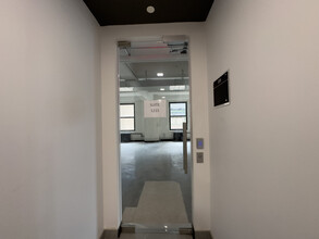 225 Broadway, New York, NY for lease Interior Photo- Image 2 of 3