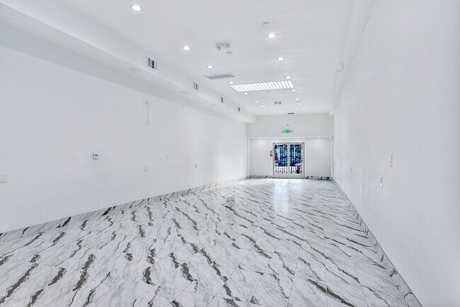 More details for 5821-5823 W Pico Blvd, Los Angeles, CA - Retail for Lease