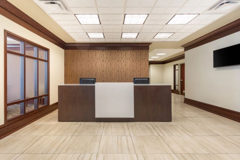 6000 Poplar Ave, Memphis, TN for lease Interior Photo- Image 1 of 9