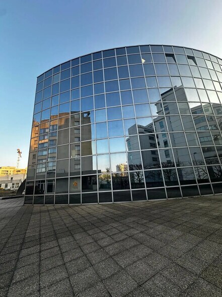 1 Rue Lénine, Ivry-sur-Seine à louer - Photo du bâtiment - Image 1 de 4