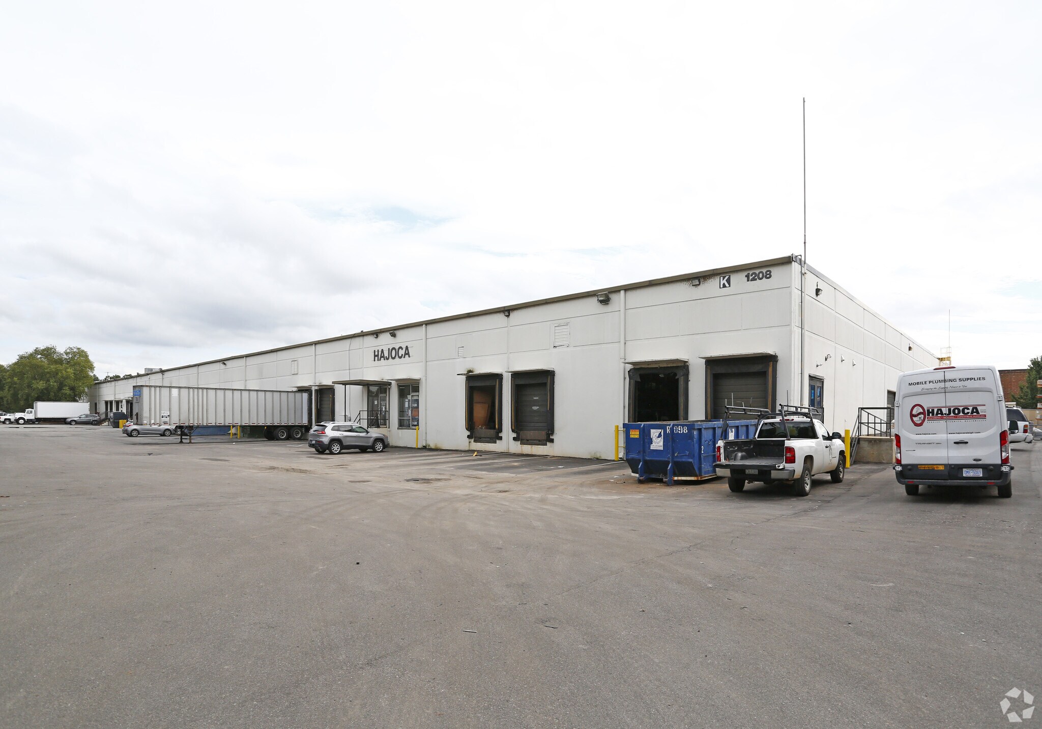 1208-1228 Front St, Raleigh, NC à louer Photo du bâtiment- Image 1 de 21