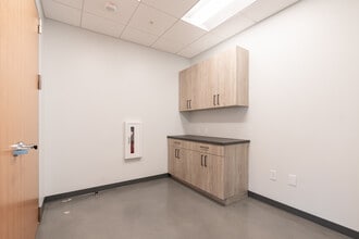 4509 Creedmoor Rd, Raleigh, NC for lease Interior Photo- Image 2 of 18