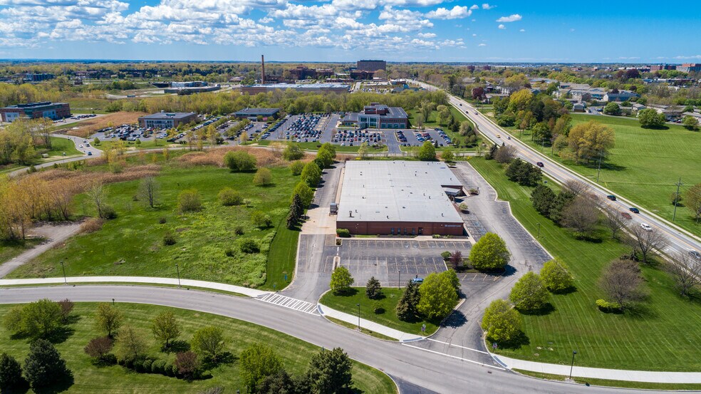 465 Westfall Rd, Rochester, NY à vendre - Photo du bâtiment - Image 3 de 13