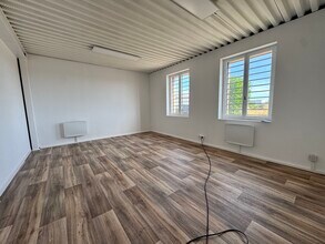 42 Chemin De Gérocourt, Boissy-l'Aillerie for lease Interior Photo- Image 1 of 8