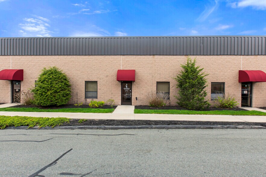 65 Parker St, Newburyport, MA à louer - Photo du bâtiment - Image 2 de 9