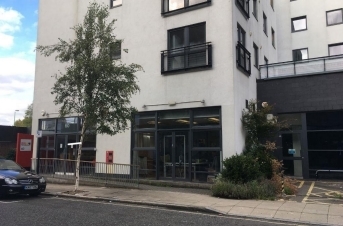 60 Holmes Rd, London à louer - Photo du bâtiment - Image 2 de 5