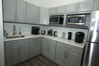 207 Lawrence Ave, Inwood, NY for lease Interior Photo- Image 2 of 2