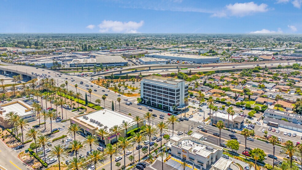 505 N Euclid St, Anaheim, CA à vendre - Photo du bâtiment - Image 2 de 8