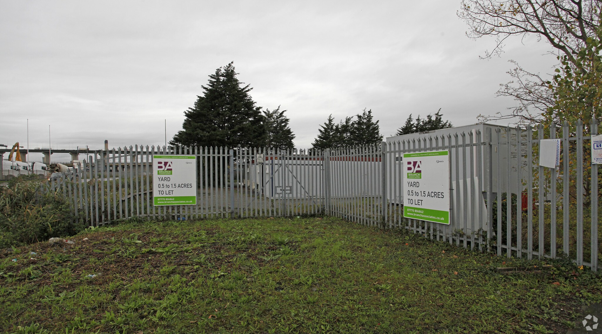 Oliver Clos, Grays à louer Photo principale- Image 1 de 5