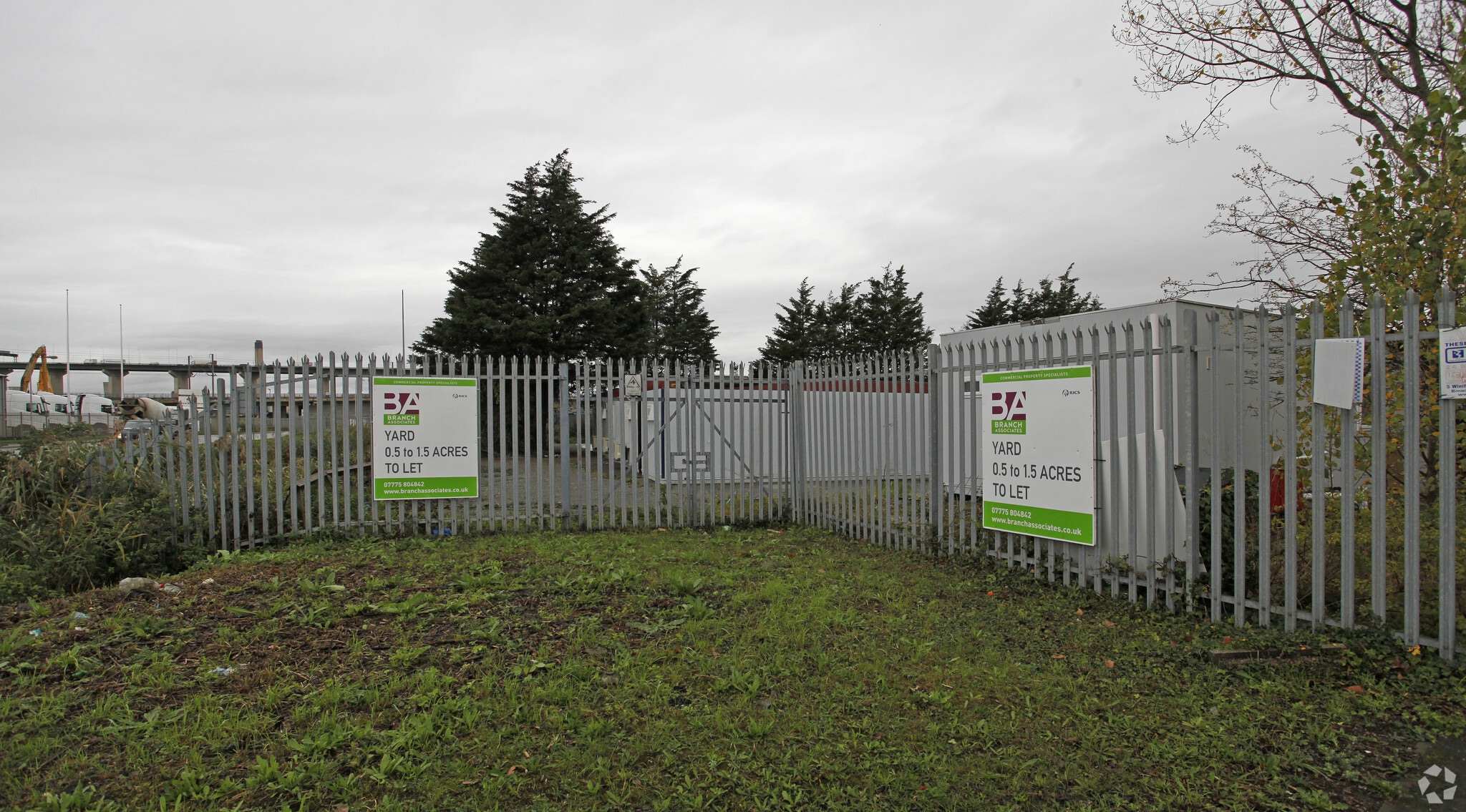 Oliver Clos, Grays for lease Primary Photo- Image 1 of 5